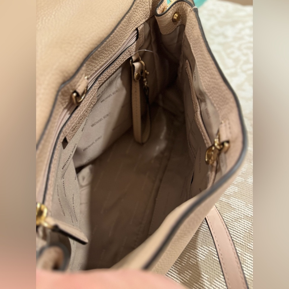🆕 NWT Michael Kors Bristol Satchel Bag with studs • Soft Nude Pink - Picture 8 of 16
